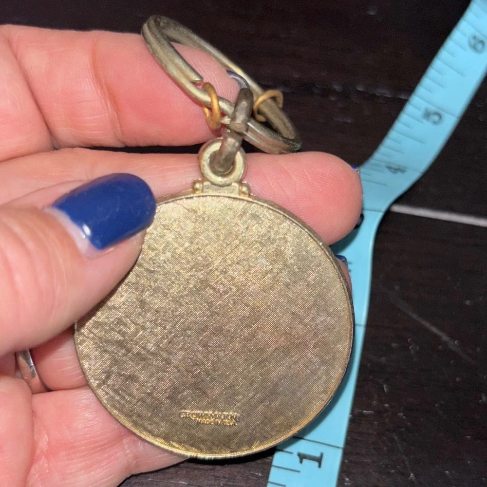 Vintage | Cleveland Browns NFL Keychain‎ | Gold Tone Helmet Logo | Made in USA